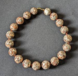 lot 106 image: Large Jasper Stone Beaded Necklace