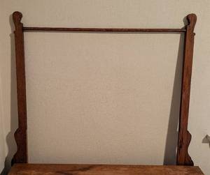 lot 118 image: Vintage Oak Commode  Washstand