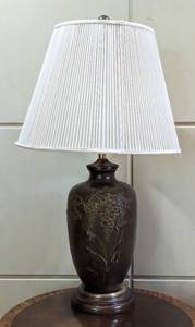 lot 182 image: Bronze Bird Themed Table Lamp