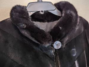 lot 296 image: Vintage Womens Black Fur Coat