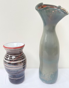 lot 251 image: Assortment of 4 Peter Zelle Hand Blown Art Glass Pieces