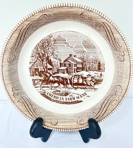 lot 170 image: Set of 3 Farm Themed Dishes