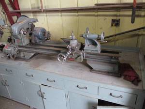 lot 5 image: Craftsman Metal Lathe
