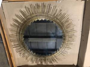 Home Decorators Collection Medium Sunburst Gold Modern Accent Mirror (31 in. Diameter)   Customer Returns See Pictures