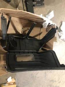 Cub Cadet Original Equipment 42 in. and 46 in. Double Bagger for XT1 and XT2 Series Riding Lawn Mowers   Customer Returns See Pictures