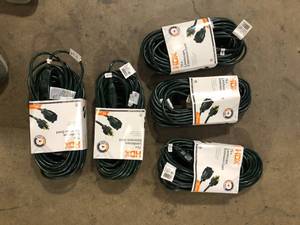 Lot of Assorted HDX 75 ft. 163 Green Outdoor Extension Cord (1-Pack) Customer Returns See Pictures