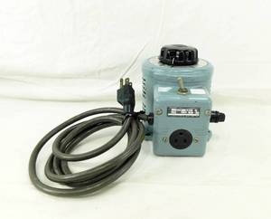 lot 5 image: Powerstat Variable Autotransformer 10 amp