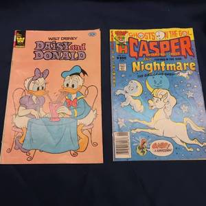 lot 19 image: VINTAGE COMIC BOOKS