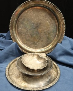 lot 20 image: SILVER PLATE