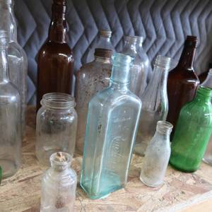 lot 29 image: VINTAGE  ANTIQUE BOTTLES