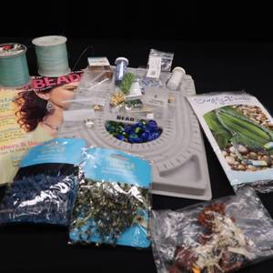 lot 56 image: BEAD KIT