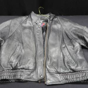 lot 65 image: VERDUCCI LEATHER JACKET