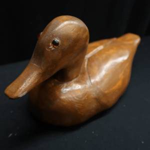 lot 73 image: WOODEN DECOY HAND CARVED