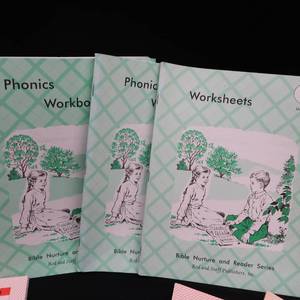 lot 87 image: LEARNING TO READ AND WRITE  JUNIOR GREAT BOOKS