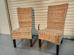 lot 22 image: 2 Rattan and Wood Chairs