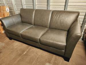 lot 27 image: Leather Sofa
