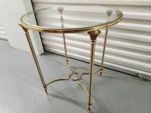 lot 28 image: Brass Table