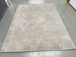 lot 53 image: Nourison Area Rug