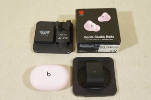 Beats Studio Buds -Pink