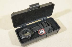 Mens Luminox Navy Seal Trident Divers Blackout Watch
