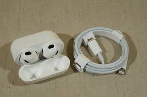Apple Airpod 3rd Generation with MagSafe Charging Case