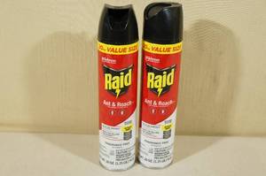 2 20 FL OZ Raid Ant & Roach Killer