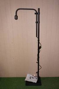Threshold 62 Knox Floor Lamp