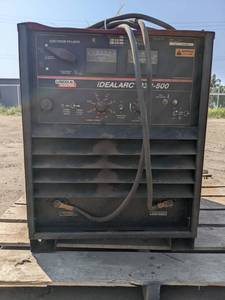 Lincoln Electric Idealarc R3R-500 Stick Welder