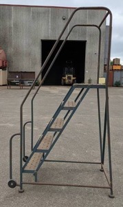 5-Step Rolling Safety Ladder F