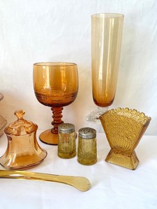 lot 139 image: Variety of Vintage Glassware including a Vintage Cambridge Glass Tall Ho Goblet and Carnival Glass Spittoon