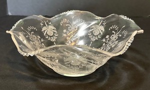 lot 84 image: Heisey Orchid Etched 12 Bowl