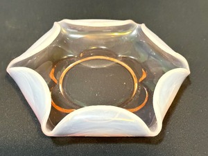 lot 104 image: Vintage Duncan and Miller Pink Opalescent Glass Dish