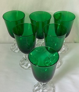 lot 56 image: Six Green Fostoria Victorian Empire Green Sherry Glasses