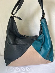 lot 71 image: Lovely Colorful Radly London Leather Shoulder Bag