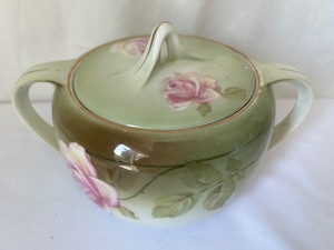 lot 121 image: Beautiful Floral RS Germany Cracker Jar