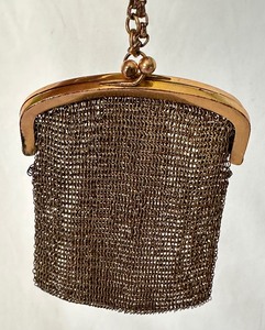 lot 189 image: Vintage Mesh Coin Bag