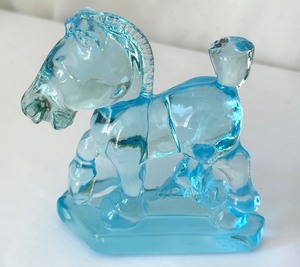 lot 170 image: Heisey Horse Imperial  Heisey Club America Sparky Plug 1980