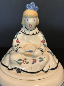 lot 154 image: Vintage Abingdon Little Miss Muffet Cookie Jar