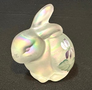 lot 52A image: Vintage Fenton Glass Iridescent Hand Painted Rabbit Figurine