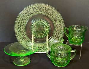 lot 80A image: Cambridge Lt Emerald Uranium Glass Cheese & Cracker Set & Green Depression Cubist Sugar, Lid & Creamer