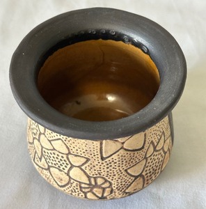 lot 232 image: Vintage Weller Claywood Petite Vase