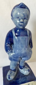 lot 215 image: Bartje Delft Figurine