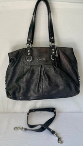 lot 280 image: Coach Ashley Black Leather Handbag