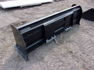 lot 21 image: New Hoover 7-foot Skid Loader Mounted Snow Pusher