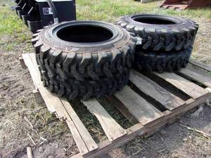 lot 27 image: New Set of 4 Camso SKS 532 5.70-12 NHS Tires