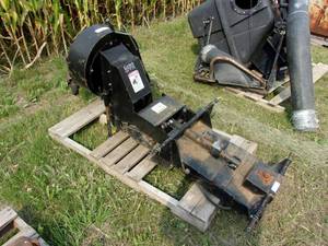 lot 41 image: Rad Mower Mounted Belt Driven Leaf Blower with 12-inch Fan, Unknown what it fits on