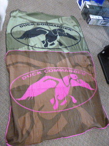 lot 124 image: 2 Duck Commander Fleece Throws