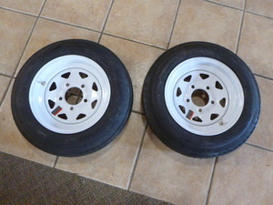 lot 3 image: 2 Eco-Trail ST Tires