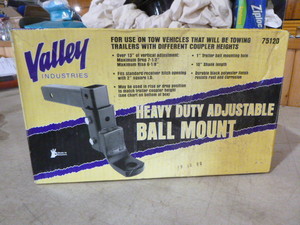 lot 4 image: Valley Heavy Duty Adjustable Ball Mount