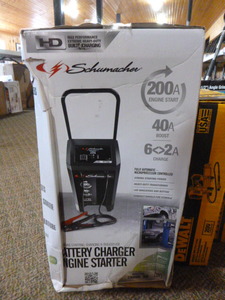 lot 35 image: Schumacher Battery Charger Engine Starter